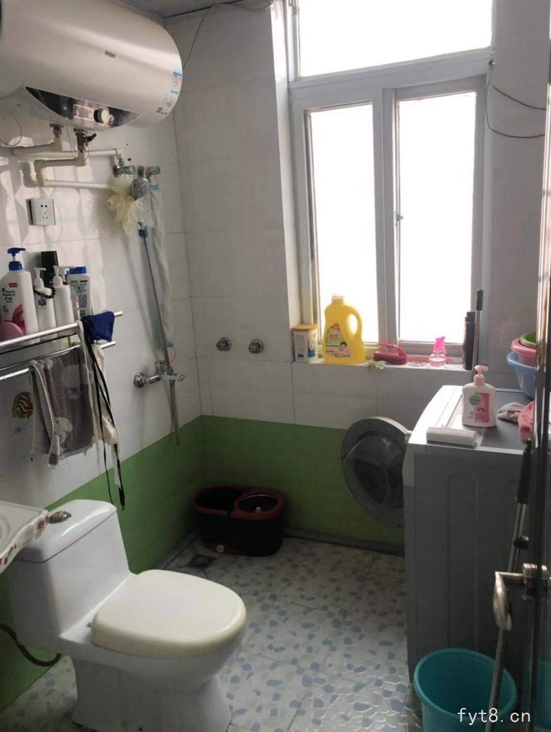 教委附近3室2厅1卫55万元